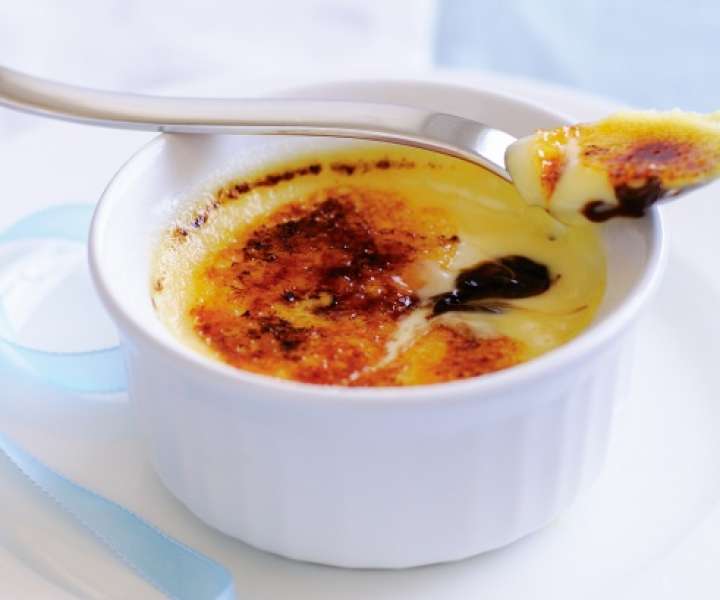 Mango & Madagascar white Chocolate cream brûlée